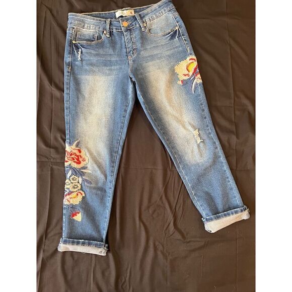 Royalty For Me Cropped Embroidered Jeans - Picture 1 of 7